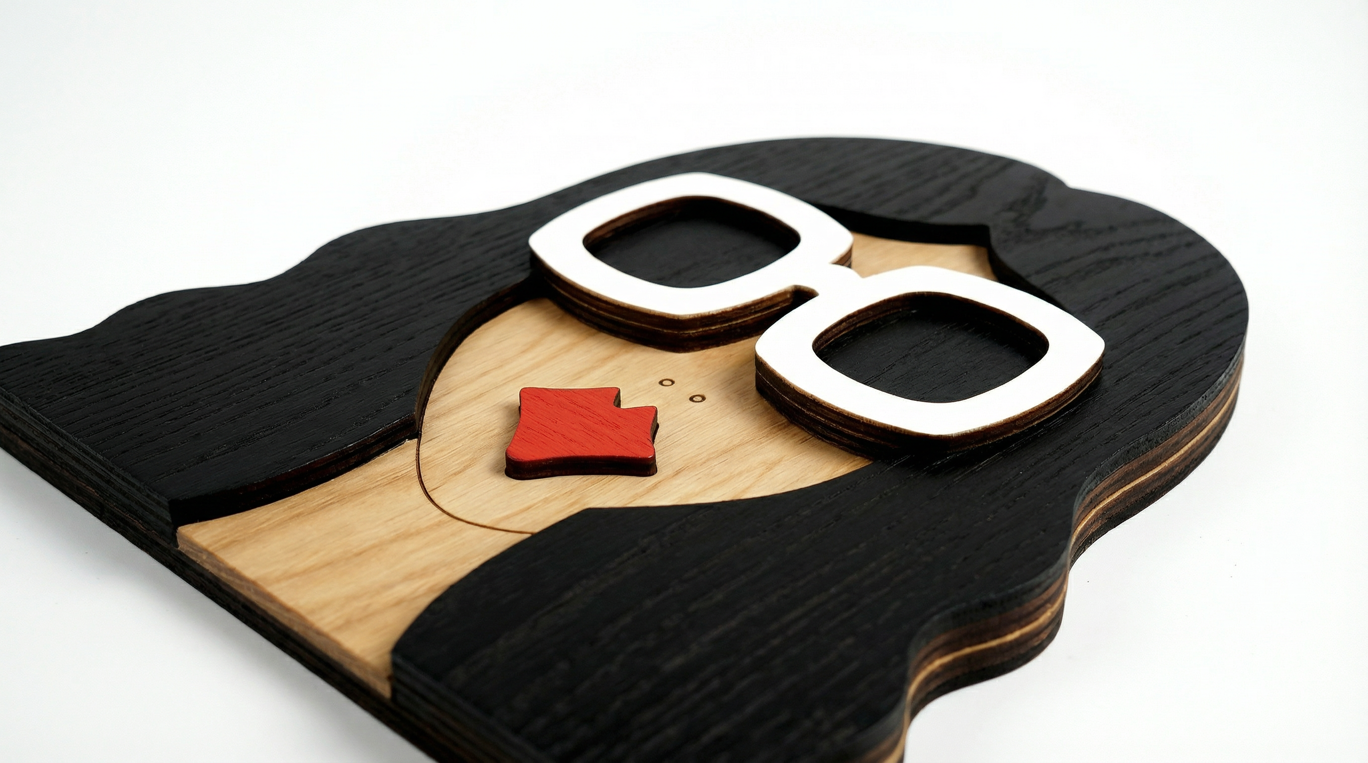 THE CHIC WALL MASK – Wooden Wall Mask